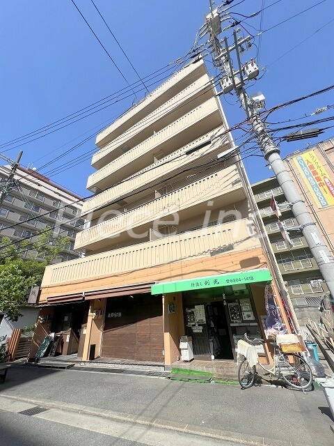 メゾンリーフの外観
