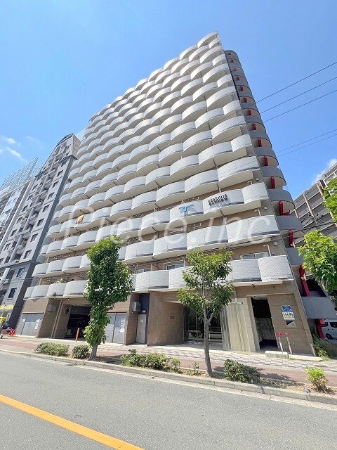 セレニテ新大阪弐番館の外観