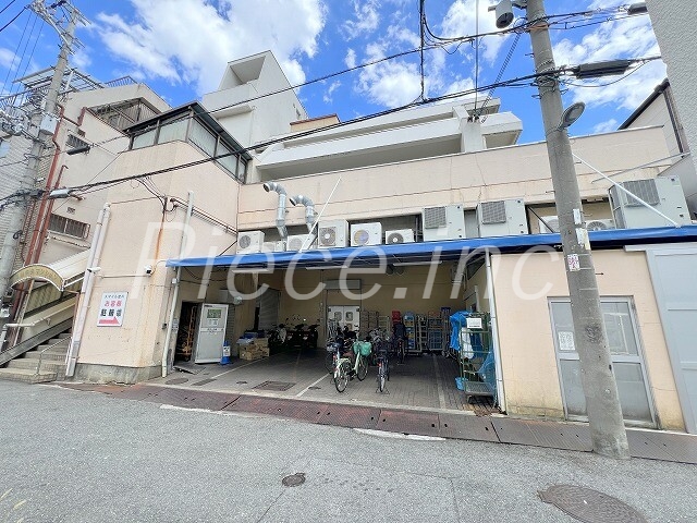 淀川中央マンションの外観