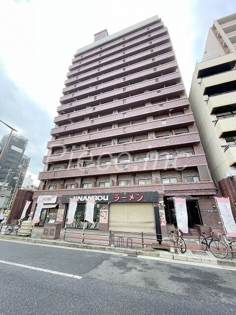 マイルド新大阪レジデンス３号館の外観