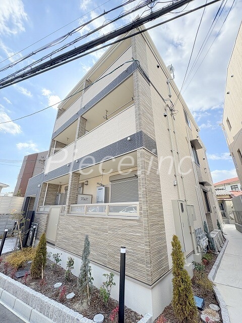 ＣＯＮＴＥ　３の外観