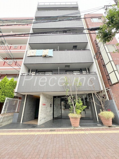 プリエール新大阪イーストの外観