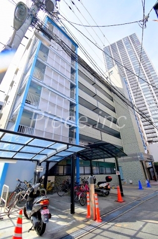 プレサージュの外観