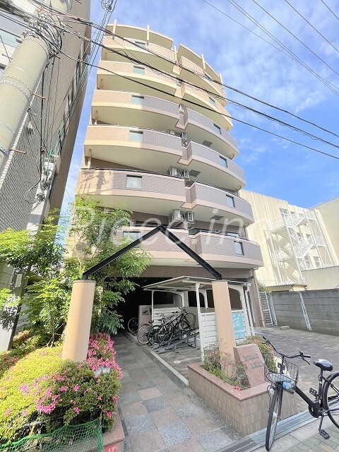 ドムール三国３番館の外観