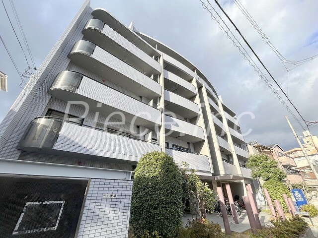 エスパシオ上新庄の外観