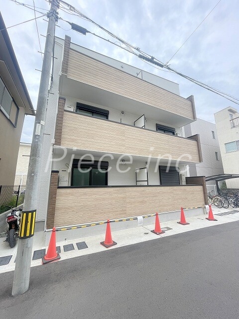 Ｋａｎｏｎ神崎川の外観