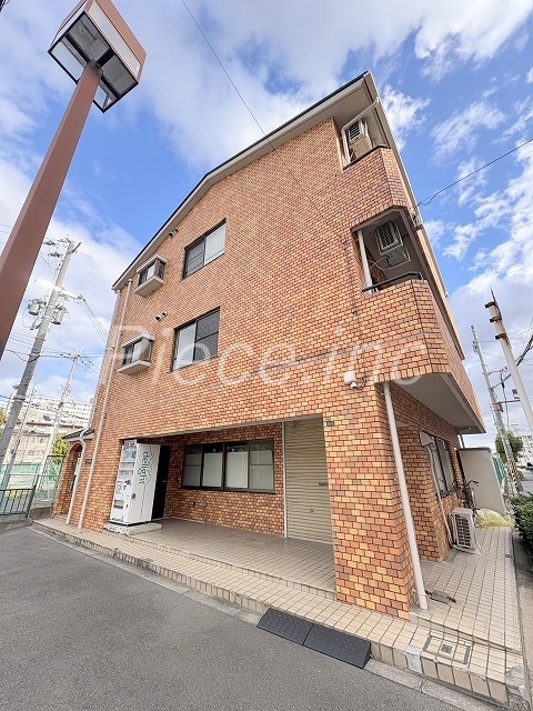 メゾン新大阪の外観