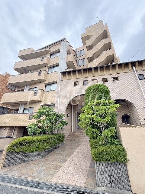 パティオ上新庄の外観