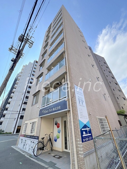 ベルグランデ新大阪の外観