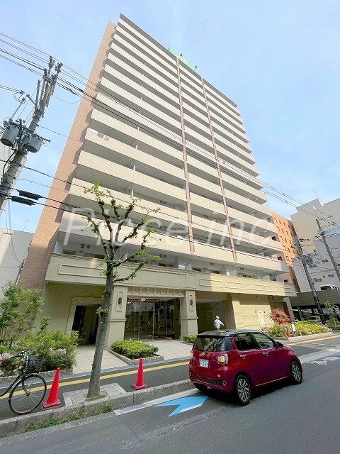 スプランディッド江坂駅前の外観