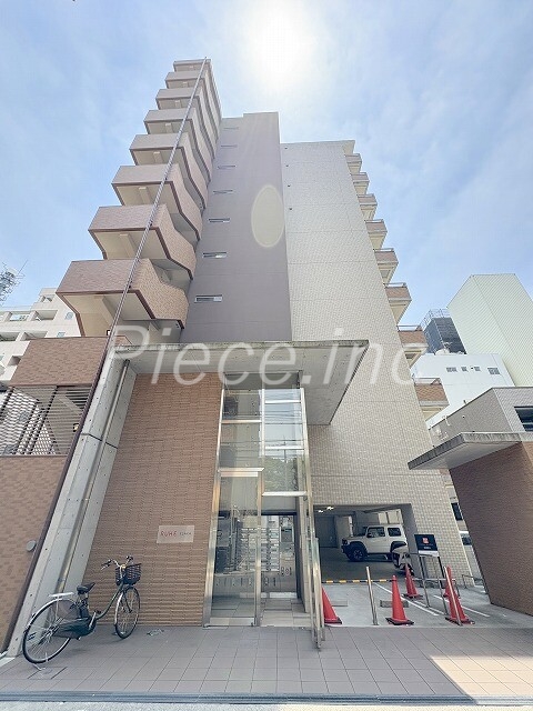ルーエ江坂の外観