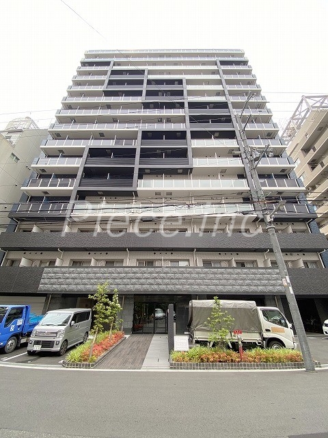 プレサンス堺筋本町センティスの外観