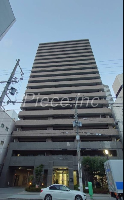 リーガルタワー船場の外観