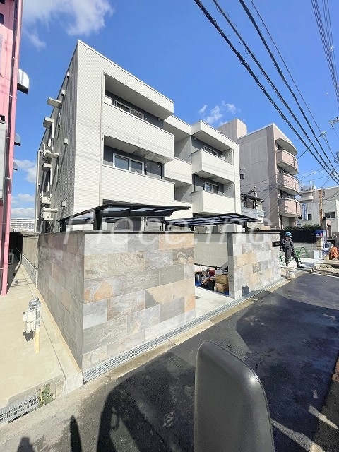 スペチアーレ放出東の外観