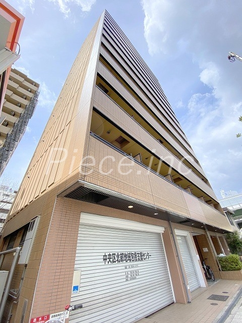 ドミール堺筋本町の外観