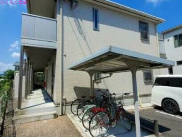 楠葉中町アパートの外観