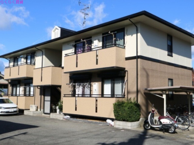 南楠葉２丁目アパートの外観