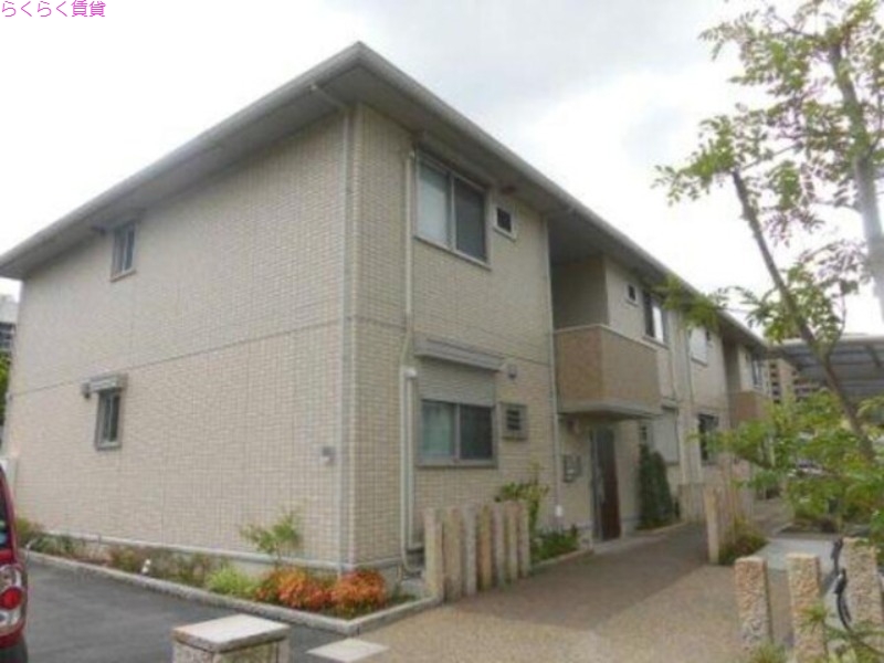 東中振２丁目アパートの外観
