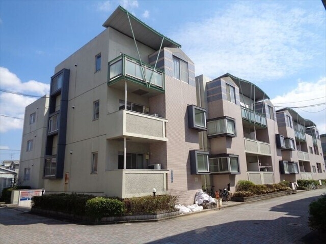 朝日町マンションの外観