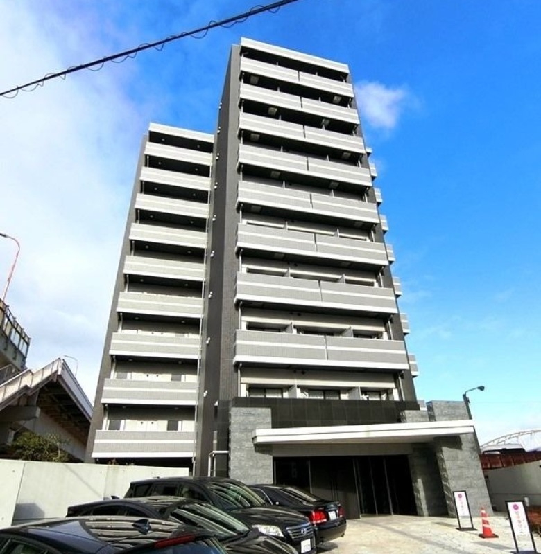 中津７丁目マンションの外観