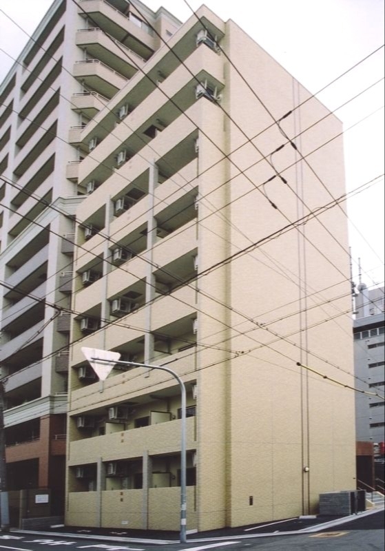 長柄西２丁目マンションの外観