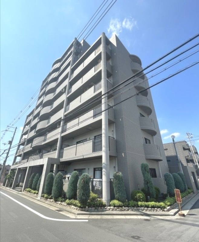 角田３丁目マンションの外観