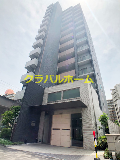 クレスティークアヤの外観