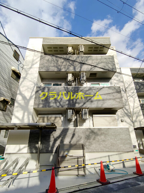 フジパレス十三北Ⅰ番館の外観
