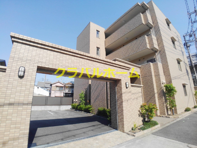 ロワイヤルヴァンテの外観