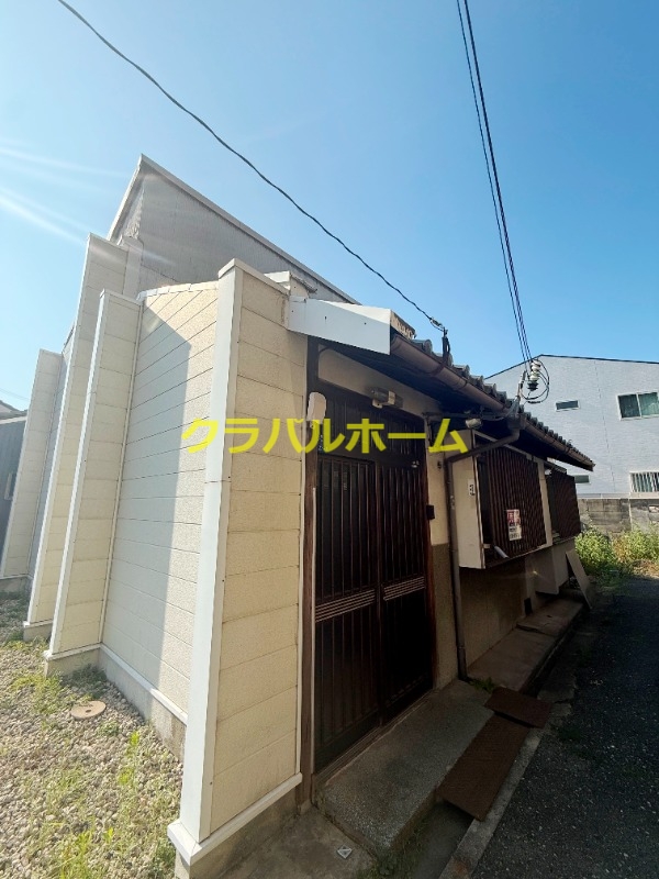 野里貸家の外観