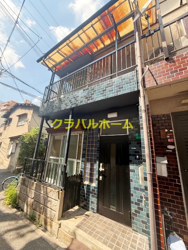 西中島２丁目貸家の外観