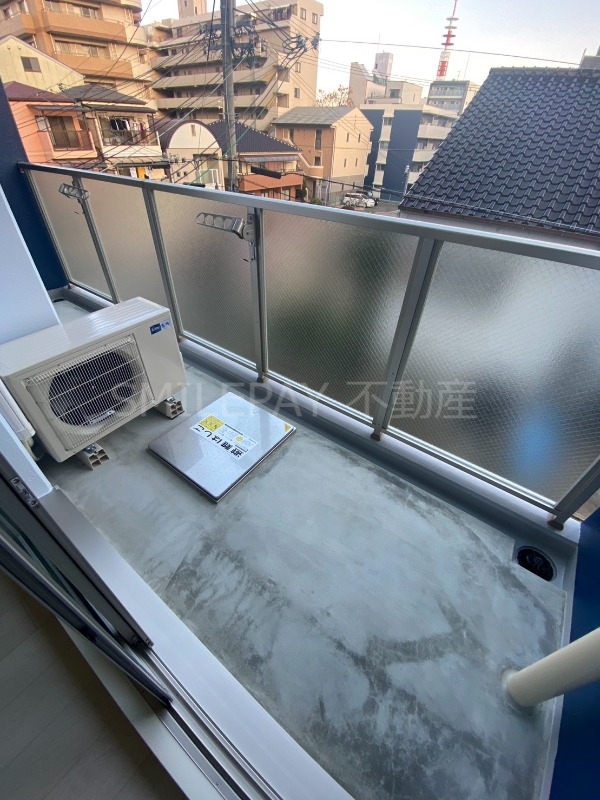 バルコニー バルコニー