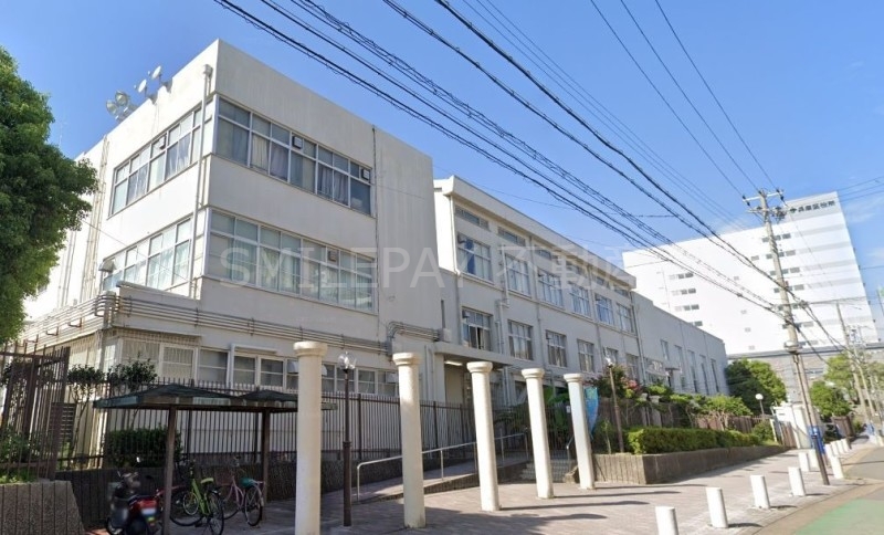 神戸市立湊川中学校 神戸市立湊川中学校
