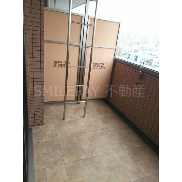 バルコニー バルコニー