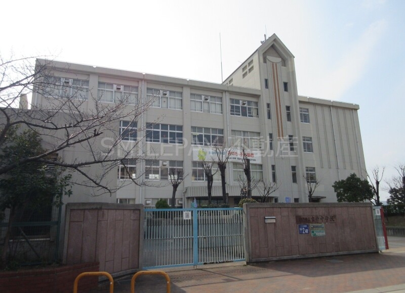 神戸市立吉田中学校 神戸市立吉田中学校
