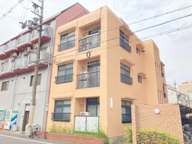宮前マンションの外観