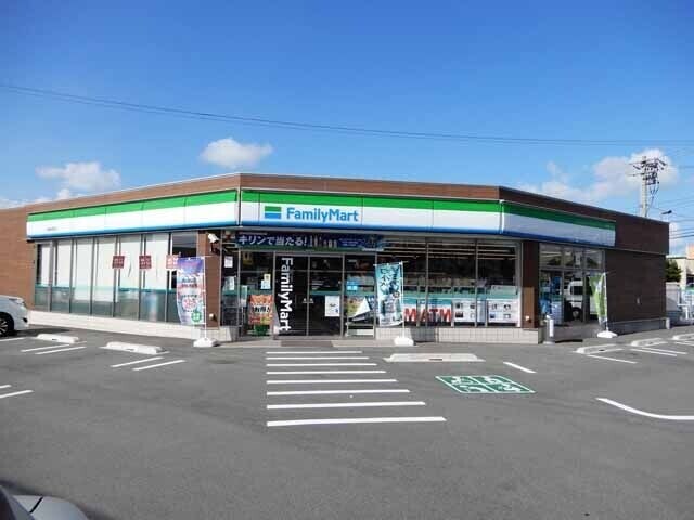 ファミリーマート松阪駅部田店 ファミリーマート松阪駅部田店