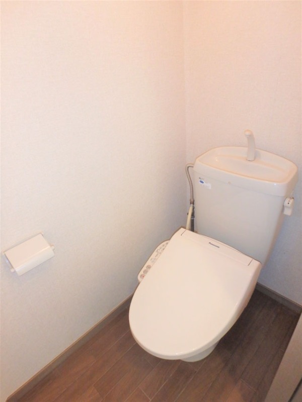 温水洗浄便座付き☆ 温水洗浄便座付き☆