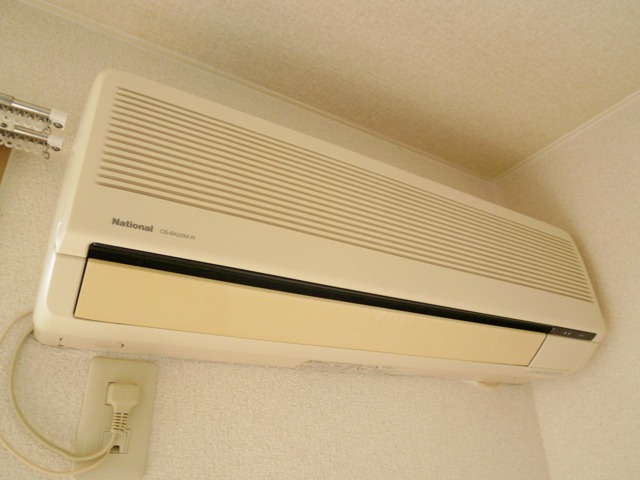 エアコン付きで夏も冬も快適です♪ エアコン付きで夏も冬も快適です♪