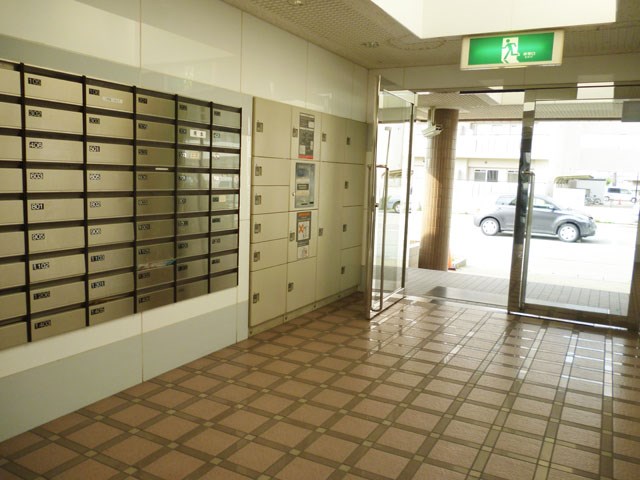 エントランス エントランス