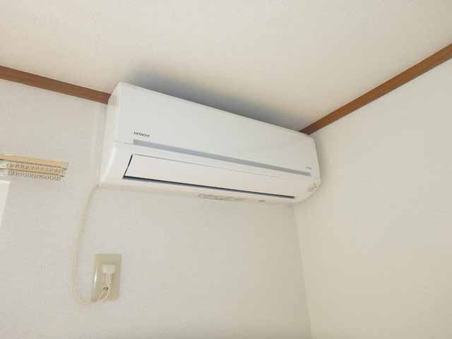 エアコン付きで夏も冬も快適です☆ エアコン付きで夏も冬も快適です☆