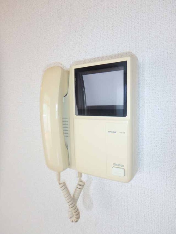 モニターホン付きで来客時も安心です♪ モニターホン付きで来客時も安心です♪