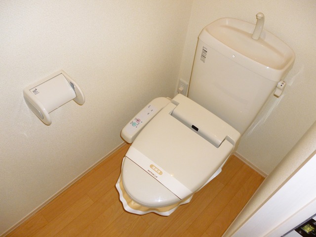 温水洗浄便座付き☆(イメージ) 温水洗浄便座付き☆(イメージ)