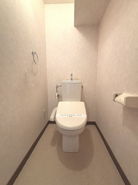 温水洗浄便座つき! 温水洗浄便座つき!