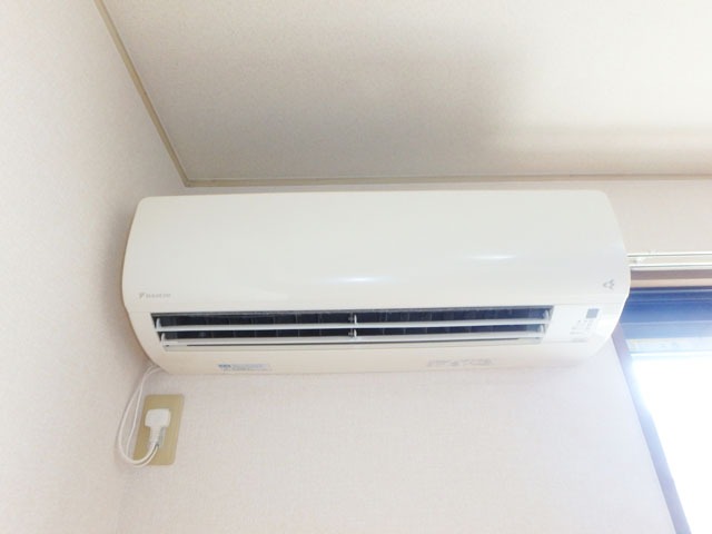 エアコン付きで夏も冬も快適♪ エアコン付きで夏も冬も快適♪