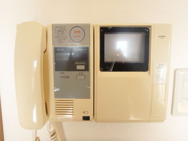 モニターホン付きで来客時も安心です♪ モニターホン付きで来客時も安心です♪