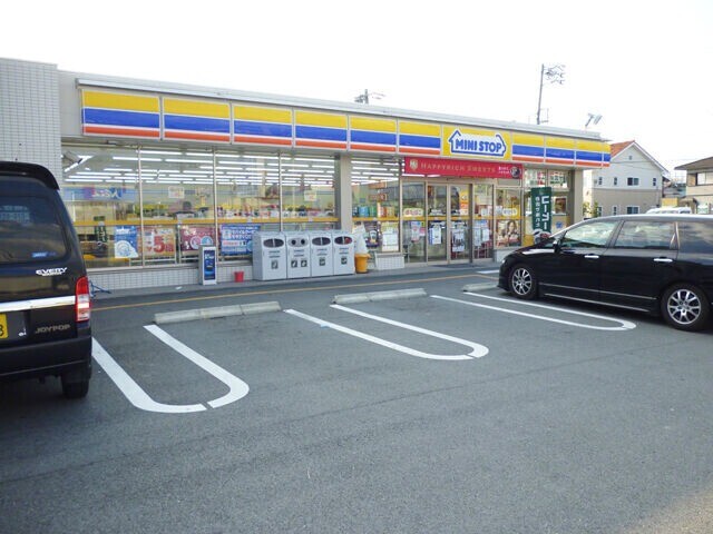 ミニストップ松阪松ヶ崎駅前店 ミニストップ松阪松ヶ崎駅前店