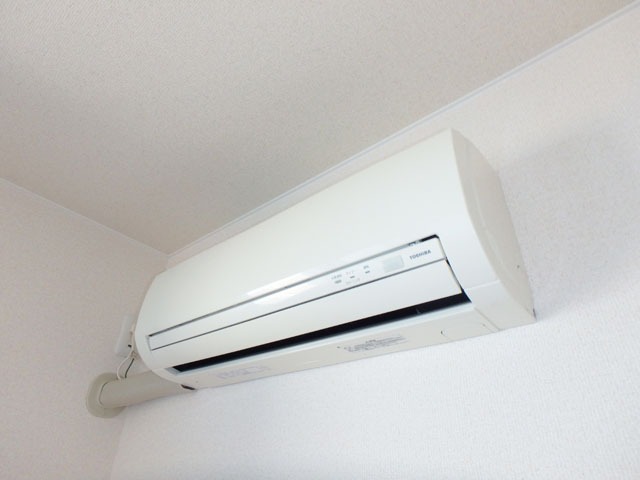 エアコン付きで夏も冬も快適です♪ エアコン付きで夏も冬も快適です♪
