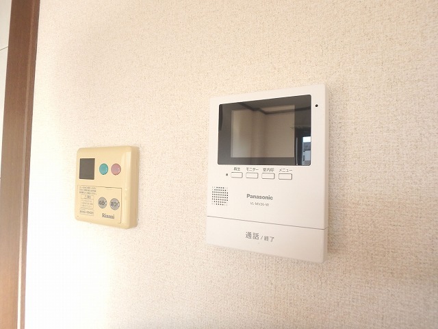 モニターホン付きで来客時も安心♪ モニターホン付きで来客時も安心♪