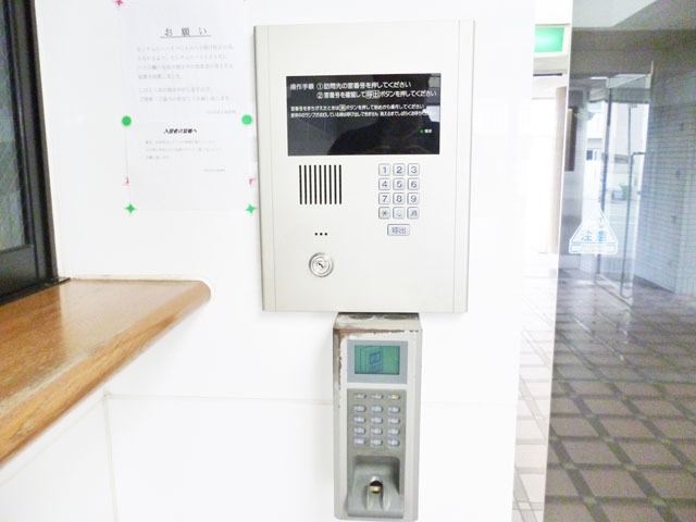 オートロック付きで防犯面も安心♪ オートロック付きで防犯面も安心♪